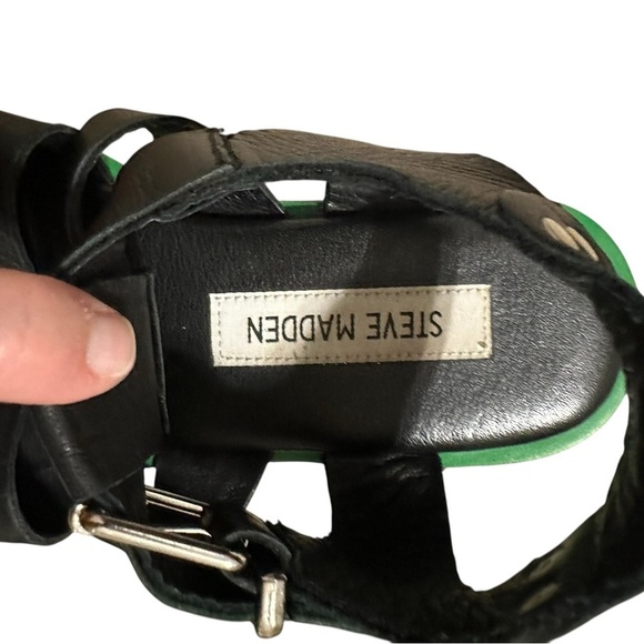 Steve Madden DEVLYN Black Leather Gladiator Sandals with Green Soles Size 6 Y2K - Picture 7 of 8